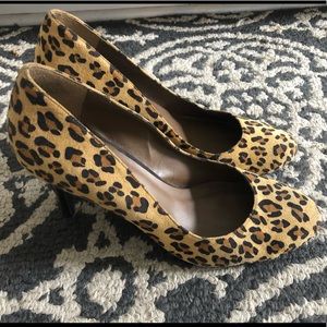 Liz Claiborne leopard print heels